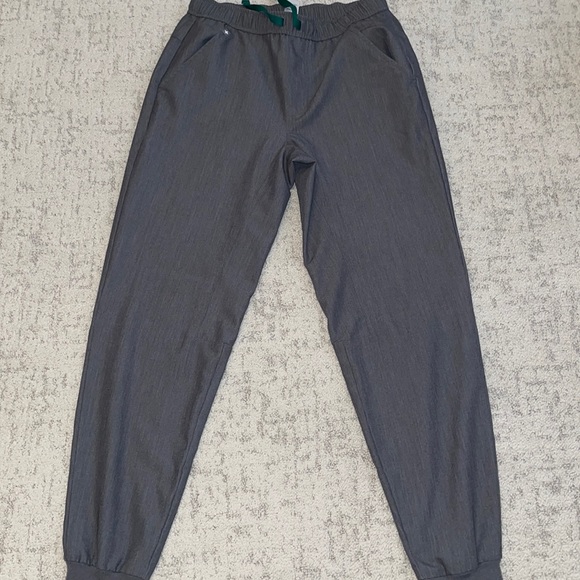 Figs jogger scrub pants - Picture 2 of 4